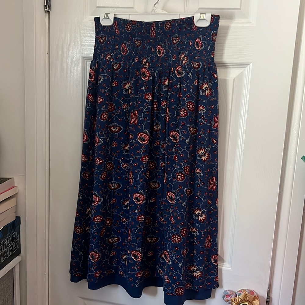 Gap Skirt